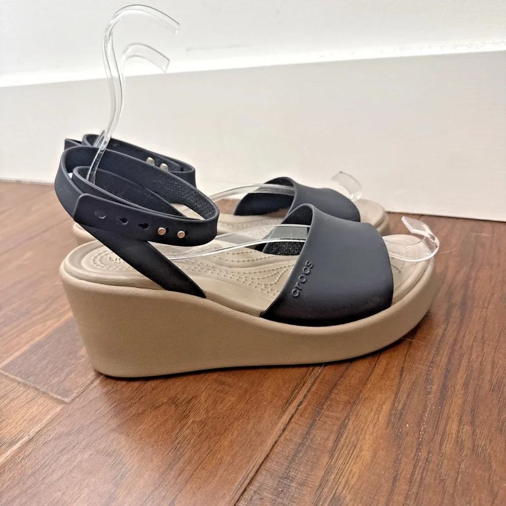 Crocs Platform Chunky Ankle Strap Wedge Sandal LiteRide Black Comfort Women's 6